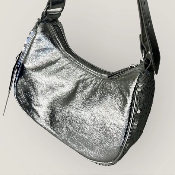 Nicole Miller Silver Sequins Bag - Picture 2 of 4